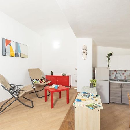 Mansarda Moro Appartement Baunei Buitenkant foto