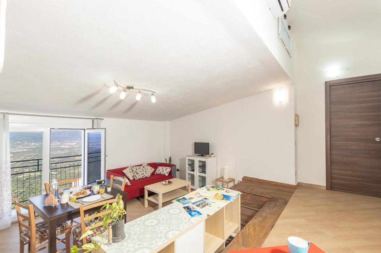 Mansarda Moro Appartement Baunei Buitenkant foto