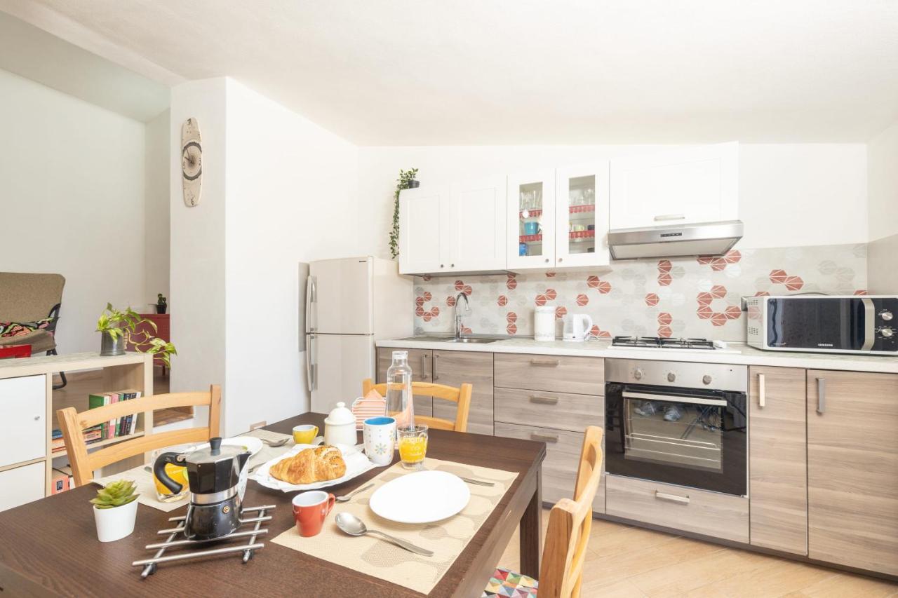Mansarda Moro Appartement Baunei Buitenkant foto